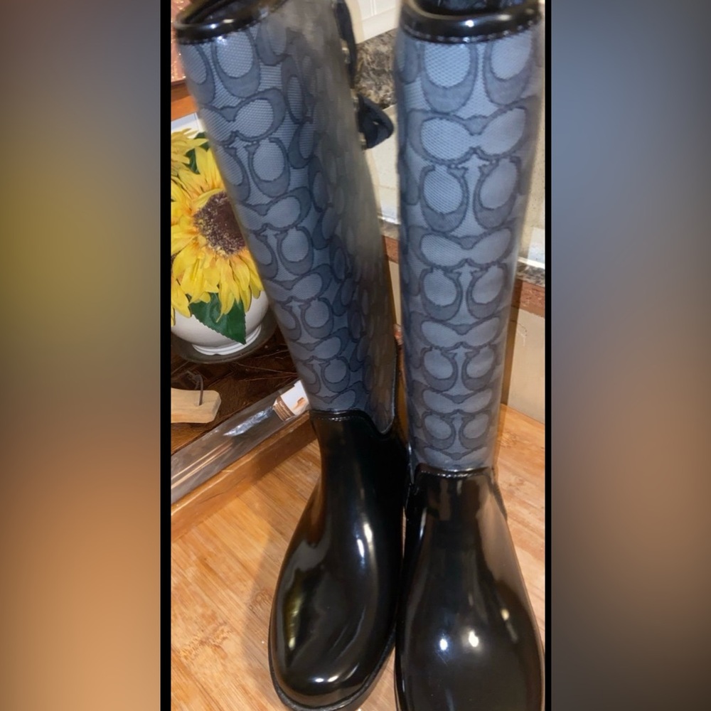 Coach Boots